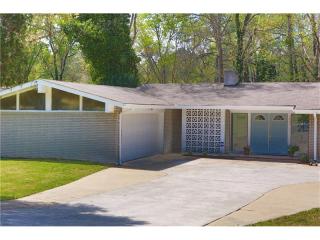 2043 Cherrybrook Dr, Decatur, GA 30032-6159
