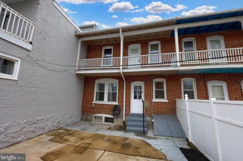 258 Ross St, Lancaster PA  17602-1940 exterior