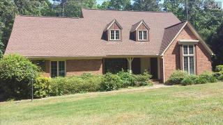 1421 Chapman Dr, Newberry, SC 29108-4126