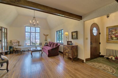 12310 Seminole Rd, Palos Park, IL 60464-1960