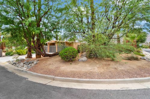 297 Monterey Rd, Palm Springs, CA 92262-6835