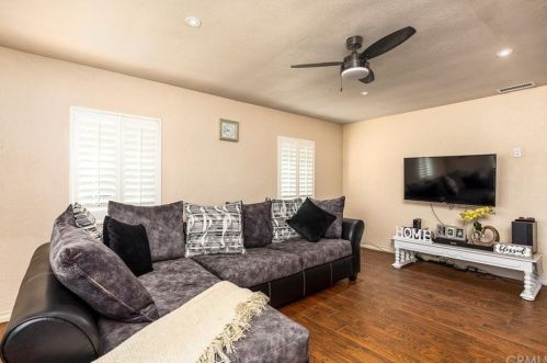 1874 Illinois Ave, Riverside CA  92507-5419 exterior