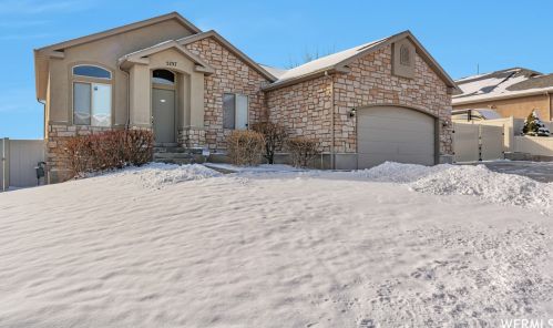 5757 Lugano Dr, Taylorsville, UT 84081-3438