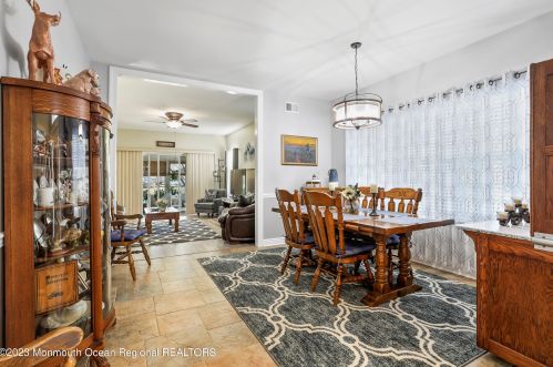 17 Arcadia Dr, Lakehurst NJ  08759-6160 exterior
