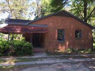 631 Lincoln Ave, Albany GA  31701-3109 exterior