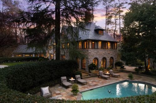 3015 Andrews Dr, Atlanta GA  30305-2001 exterior