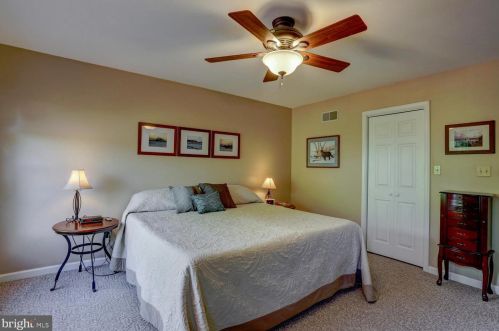 1843 Spring Ridge Ln, Lancaster PA  17603-6794 exterior