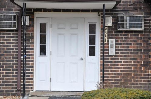 9354 Golf Rd, Des Plaines IL  60016-1658 exterior