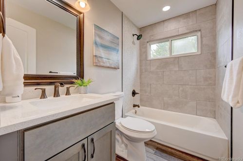 1743 Elm St, Denver CO  80222-4437 exterior