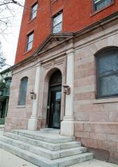 909 Corinthian Ave, Philadelphia PA  19130-1406 exterior