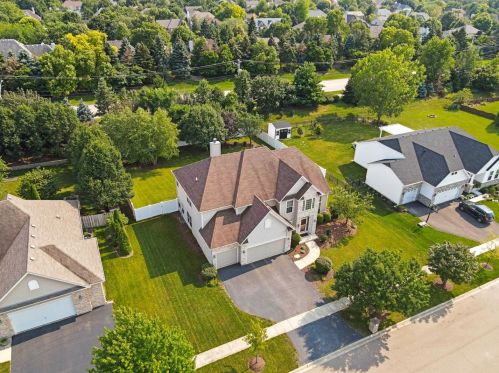 108 Willowwood Dr, Oswego, IL 60543-3102