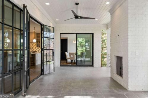 2731 Arden Rd, Atlanta GA  30305-1913 exterior