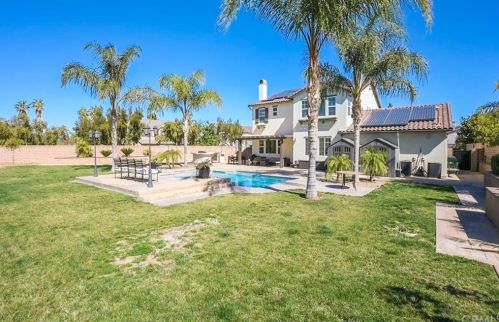 16093 Sierra Heights Dr, Riverside CA  92503-8449 exterior