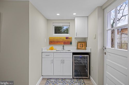 10803 Keller St, Silver Spring MD 20902-3741 exterior