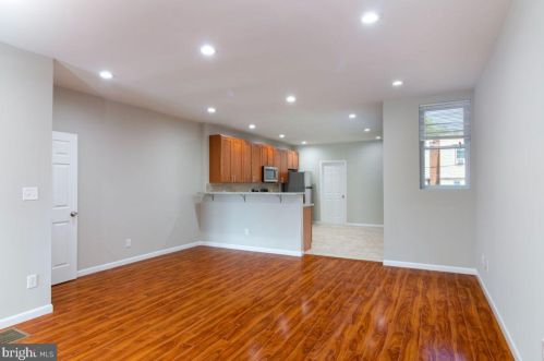 1633 Grange Ave, Philadelphia PA  19141-1708 exterior