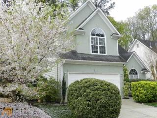 2979 Rosebrook Dr, Decatur, GA 30033-3822