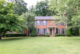 214 Meadowlark Ct, Dickson, TN 37055-9050