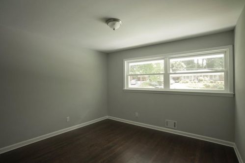 1733 Holly Ln, Atlanta GA  30329-3523 exterior