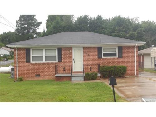 2301 Nash Ave, Kannapolis, NC 28083-2688