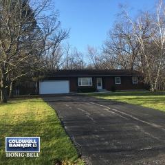 12418 Ellwood Greens Rd, Genoa, IL 60135-8137