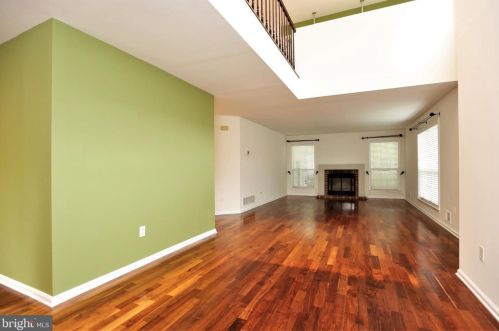 24 Dorset Ct, Princeton NJ  08540-7054 exterior