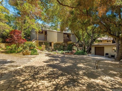 886 Camino Colibri, Calabasas, CA 91302-2103