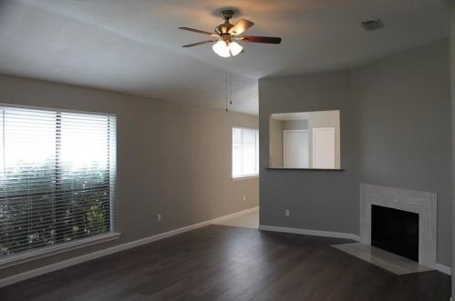 308 Shea St, Garland TX  75040-3759 exterior