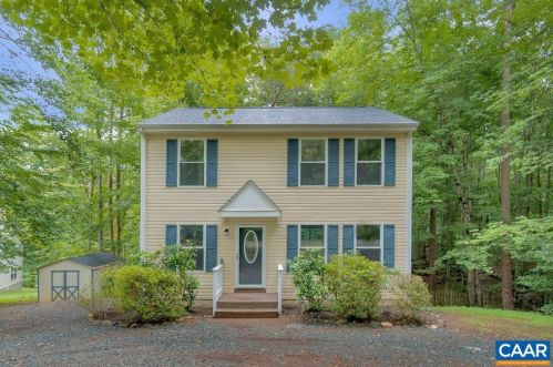 5 Ripping Ct, Bybee, VA 22963-3359
