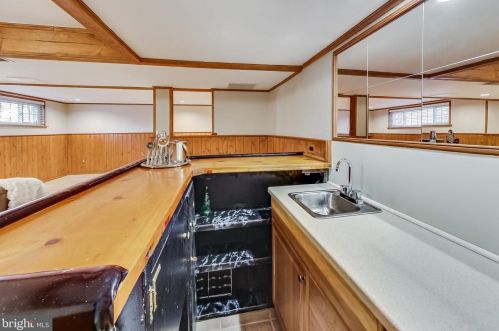 3708 Kayson St, Silver Spring MD 20906-3942 exterior