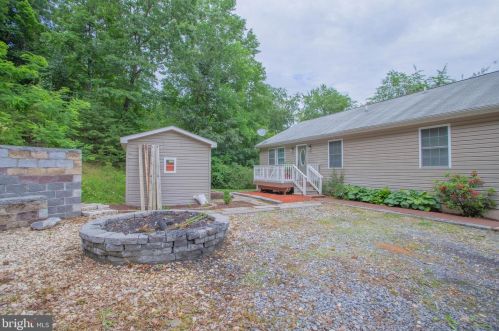 116 Solomons Ct, Hedgesville WV  25427-3723 exterior