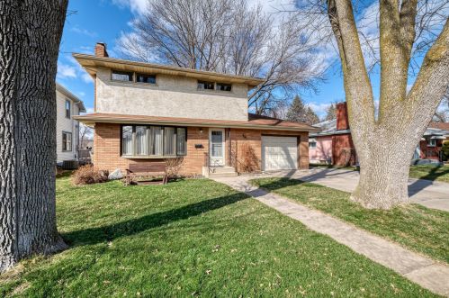 743 Iowa Ave, Saint Paul MN  55106-1017 exterior