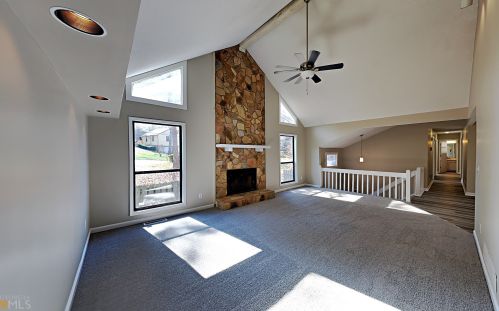 303 Paxton Cir, Marietta, GA 30066-3462