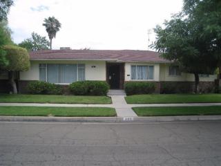 244 Princeton Ave, Fresno, CA 93705-4635