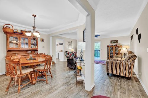 4921 Arbor Woods Ct, Cincinnati, OH 45248-1697