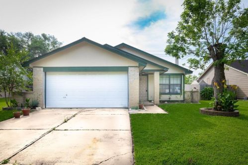 5010 Riverwood Dr, Richmond, TX 77469-2632
