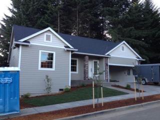 2024 Kendra St, Corvallis OR  97333-2266 exterior