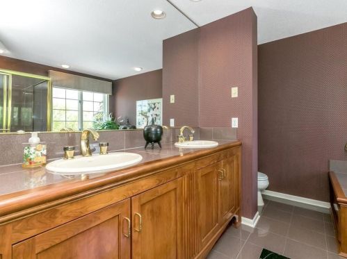 3817 Bridgewater Dr, Saint Paul MN  55123-2526 exterior