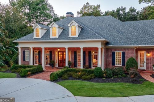8186 Hewlett Rd, Atlanta GA  30350-3501 exterior