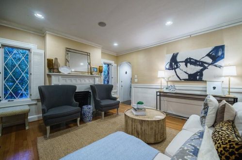 106 Huntington Rd, Atlanta GA  30309-1503 exterior