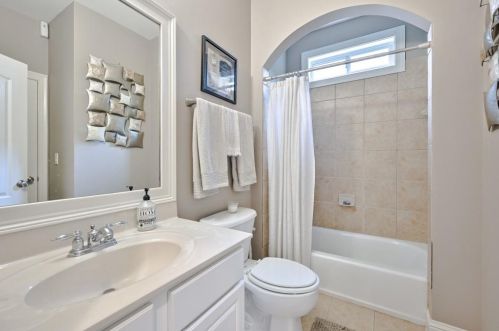 2468 Hughes Ct, Atlanta GA  30331-7896 exterior