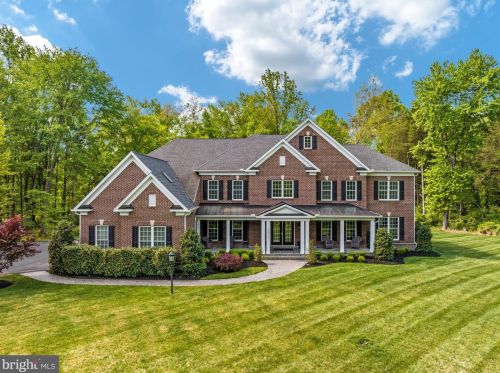 15211 Riding Club Dr, Haymarket, VA 20169-2572