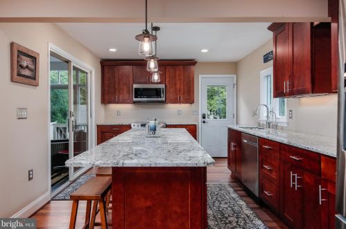 225 Sillery Bay Rd, Riviera Beach, MD 21122-5923