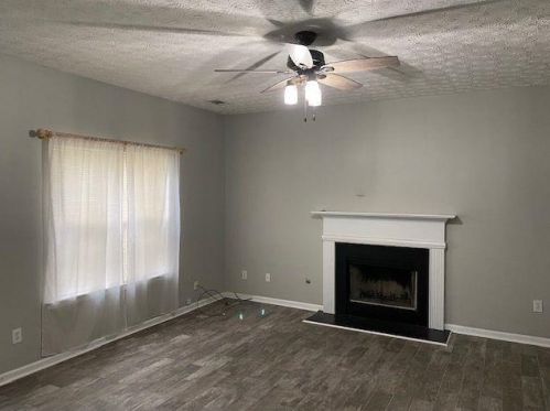 75 Creekview Blvd, Porterdale, GA 30016-7696