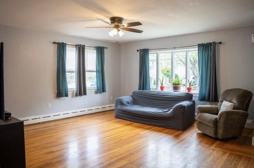 234 Nelson St, Providence, RI 02908-2124