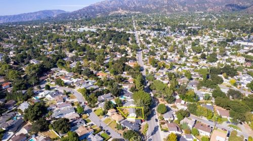 4217 Boston Ave, Glendale CA  91214-2411 exterior