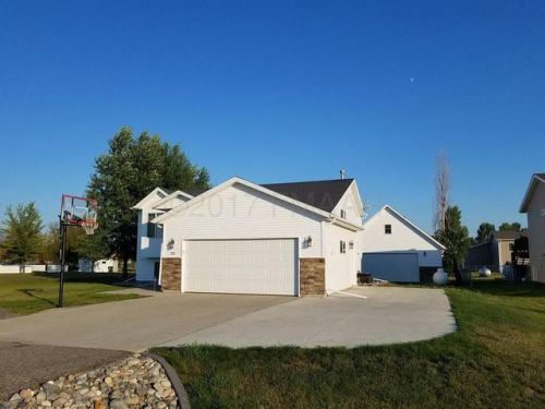 333 George Ln, Prosper, ND 58042-4128