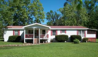 205 Old Summerville Rd, Summerville, SC 29483-7826