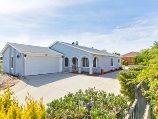 1410 Manzanita Ave, Escondido, CA 92027-1424