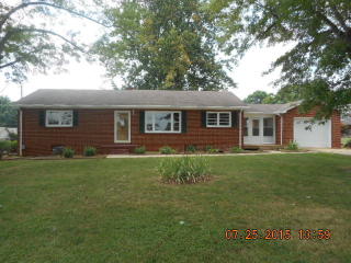 2362 Starnes St, Morganton, NC 28655-8931