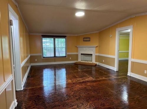 3 Hilltop Dr, Buford, GA 30518-5037